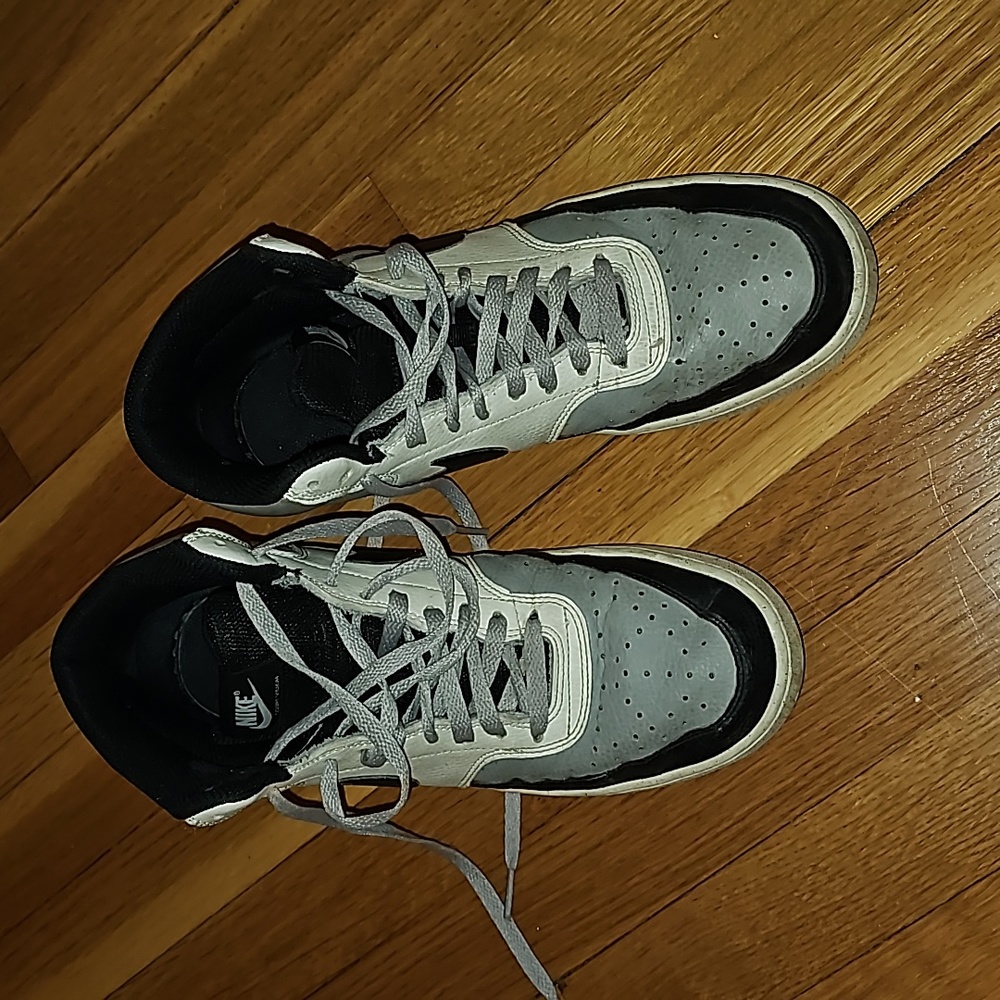 Nike size 10 Like New